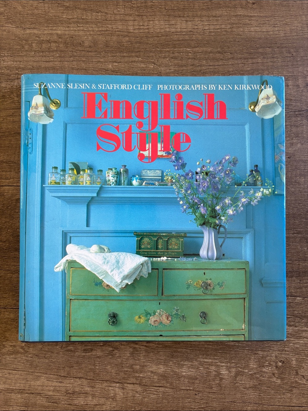 English Style Hardcover Coffee Table Book - Blue Cover